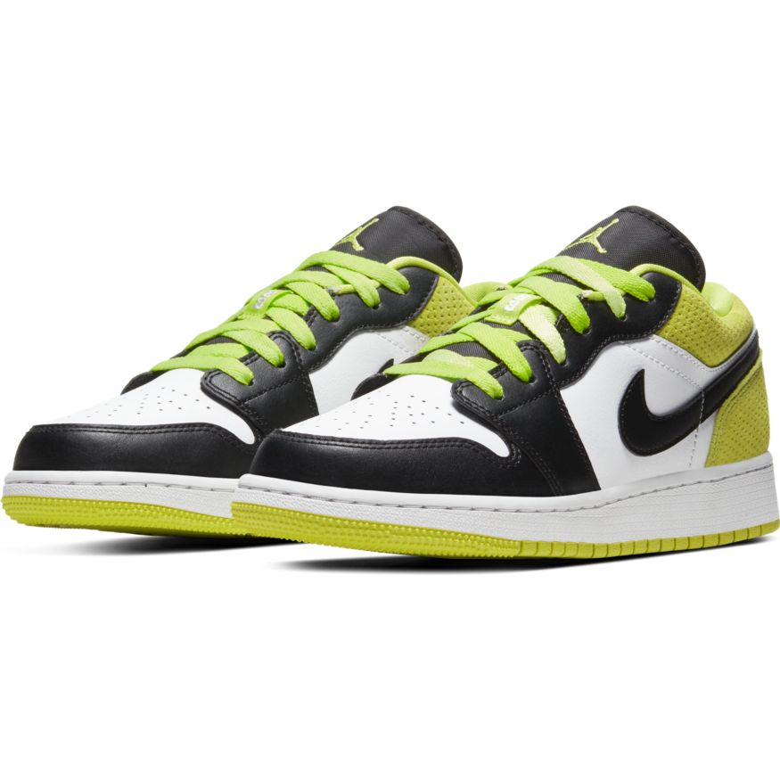 Big Kids' Air Jordan 1 Low SE "Black Cyber"