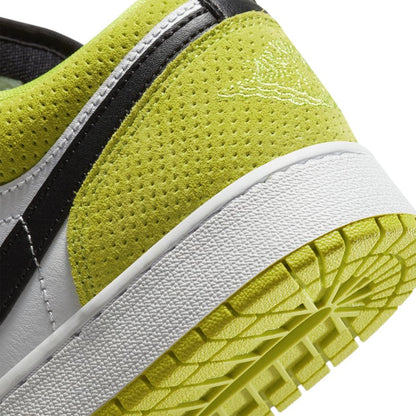 Big Kids' Air Jordan 1 Low SE "Black Cyber"