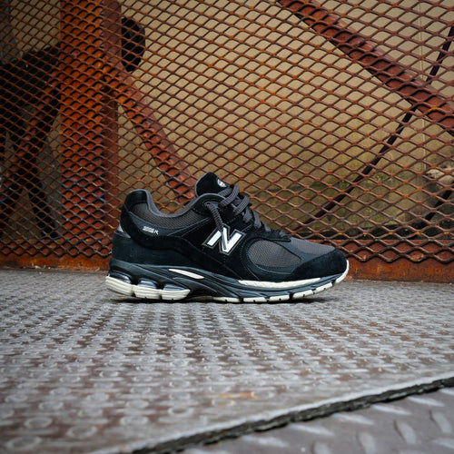 Mens New Balance 2002R (Black/Off White) - U2002RL
