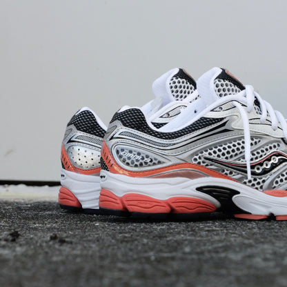 Mens Saucony ProGrid Omni 9 (Silver/Orange)