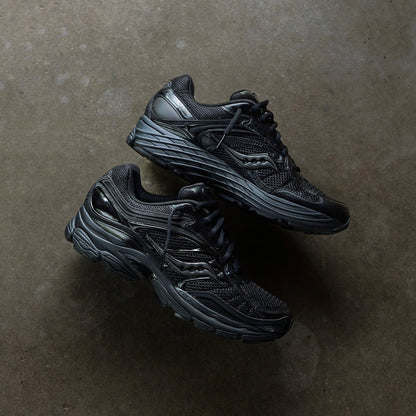 Mens Saucony ProGrid Omni 9 (Black/Black)
