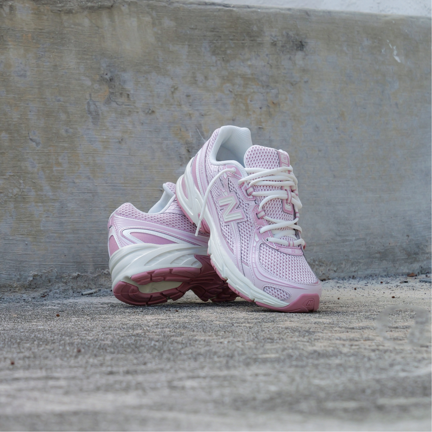 Mens New Balance U740PP2 (Pink/Grey)