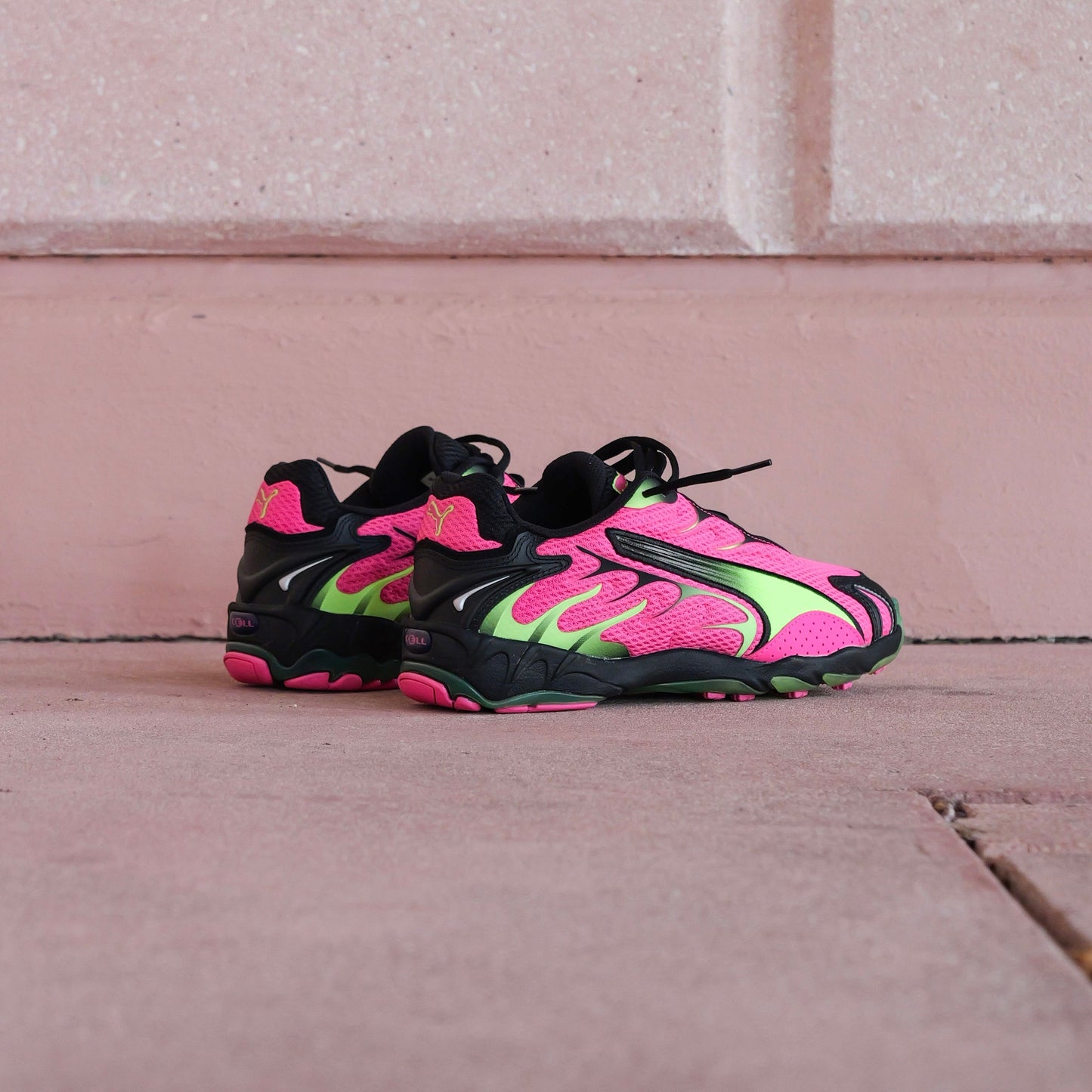 Mens Puma Inhale (Fluro Pink/Green Glare)