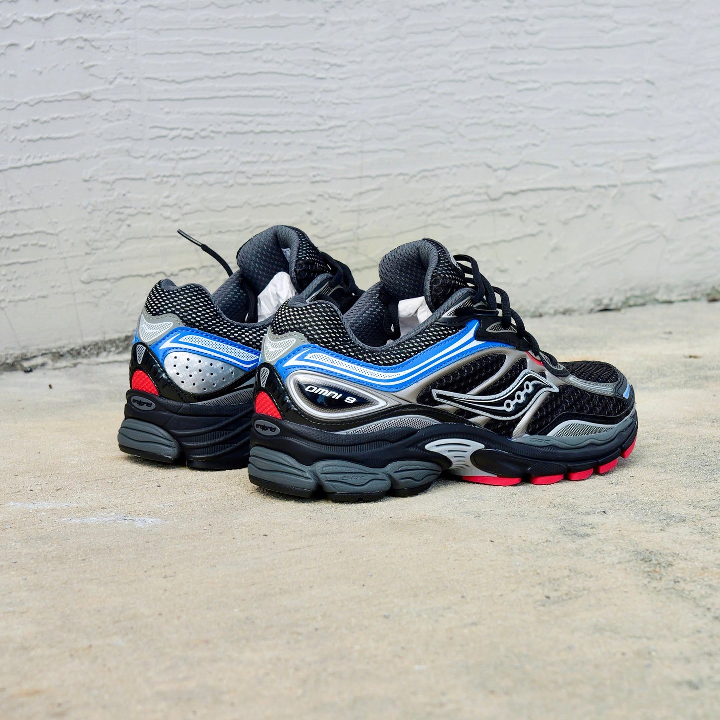Mens Saucony ProGrid Omni 9 (Black/Multi)