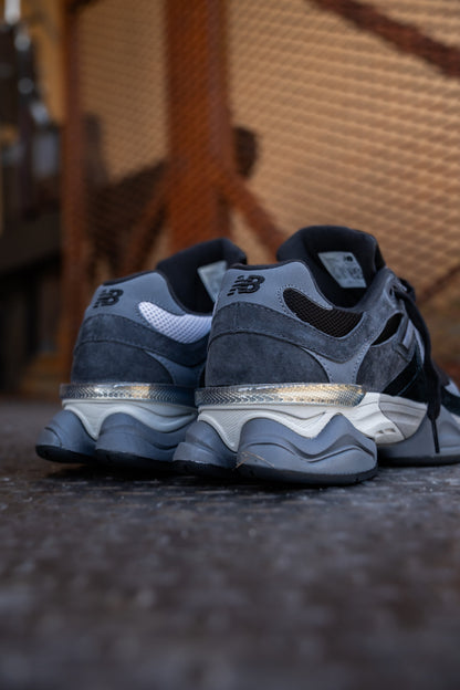 Mens New Balance 9060 (Black/Grey)-U9060BLK