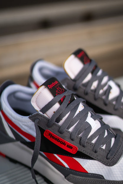 GRADESCHOOL Reebok CL Legacy (Charcoal/Infrared)