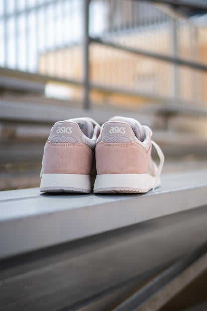 WOMEN Asics Lyte Classic (Oatmeal/Simply Taupe)