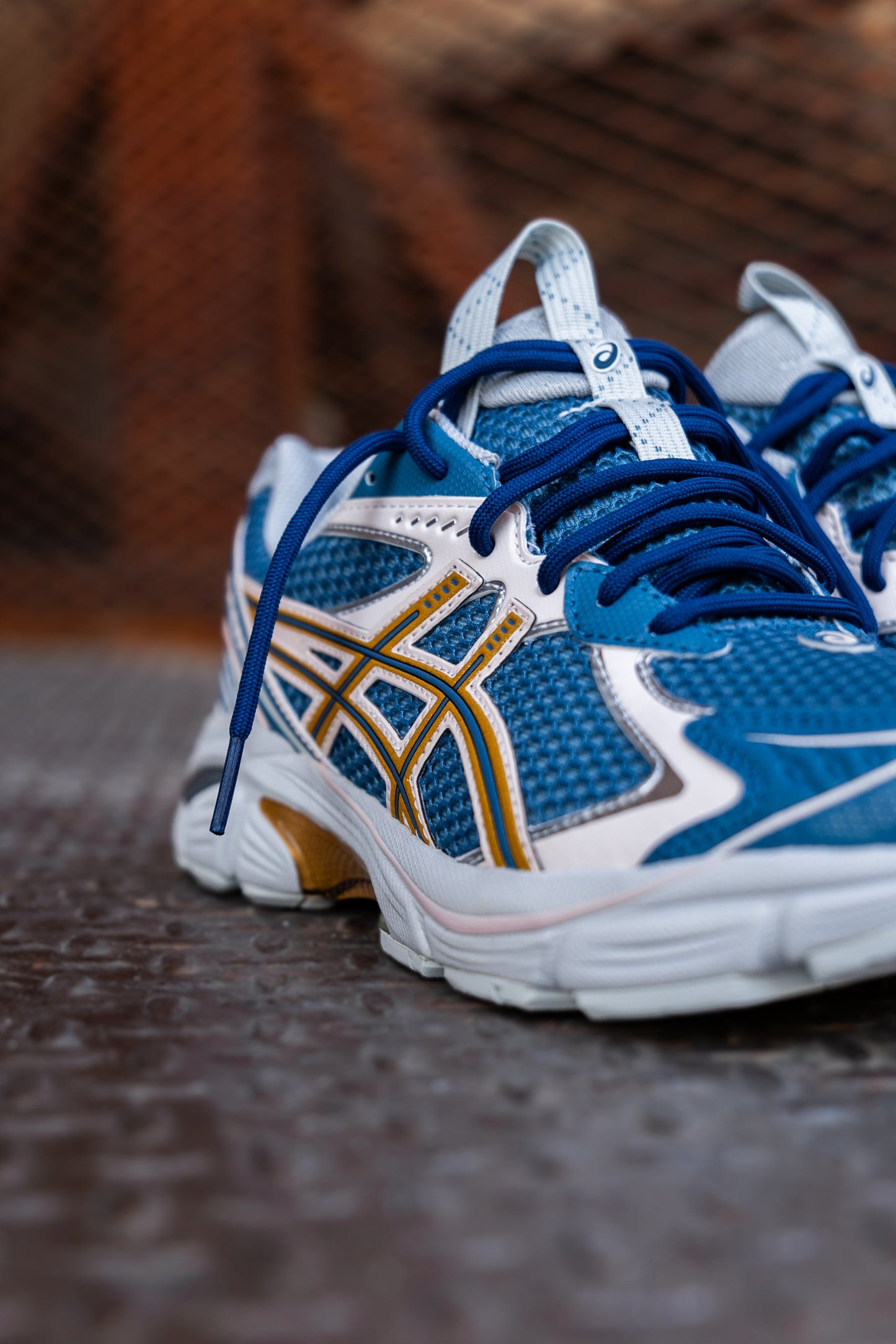 Mens Asics UB8-S GT-2160 (Azure/Pure Gold)