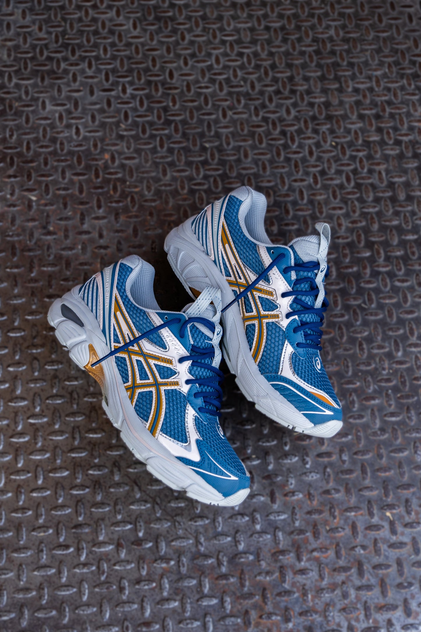 Mens Asics UB8-S GT-2160 (Azure/Pure Gold)