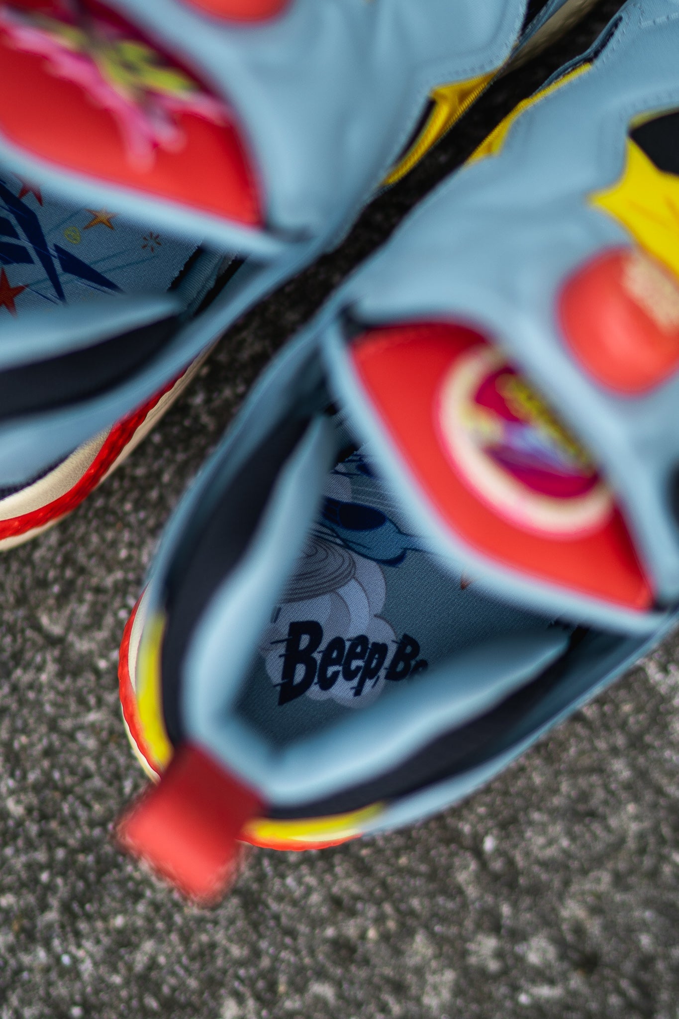 Reebok Looney Tunes Instapump Fury 95