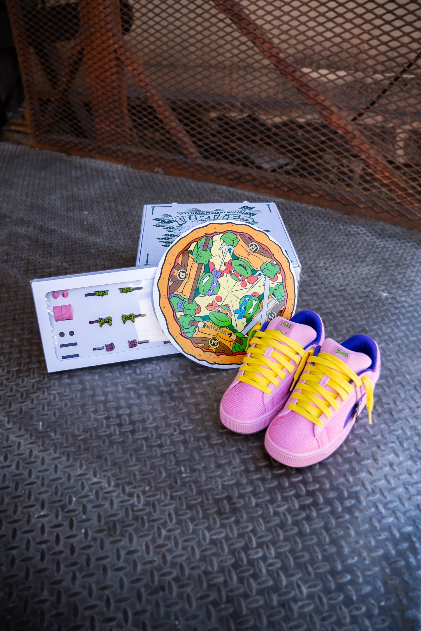 Mens Puma Suede XL Teenage Mutant Ninja Turtles (Mauved Out/Team Violet)