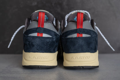 Karhu Fusion 2.0 (India Ink/Fiery Red)
