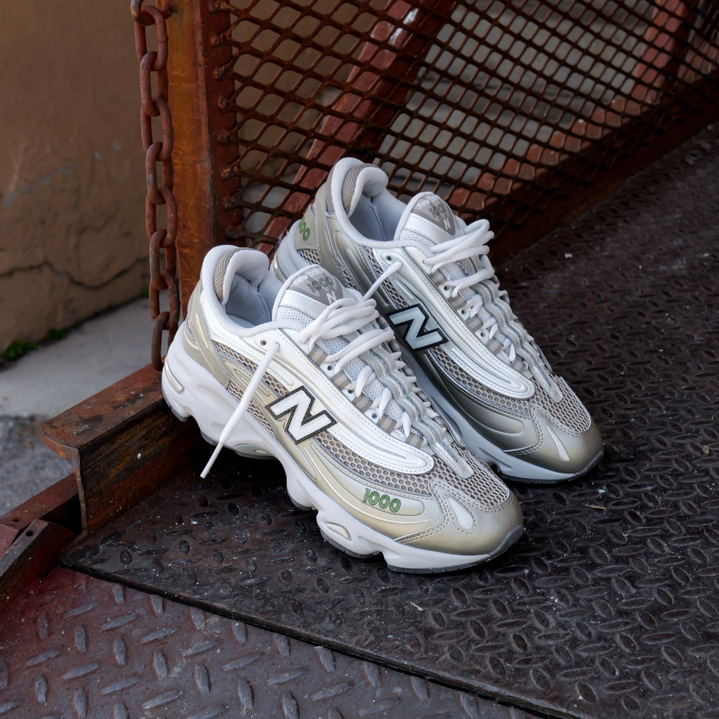 New Balance 1000 (Metallic Pewter/Grey) - M1000N