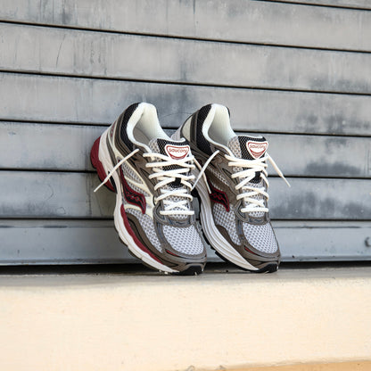 Mens Saucony ProGrid Omni 9 (Brown/Red)