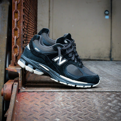 Mens New Balance 2002R (Black/Off White) - U2002RL
