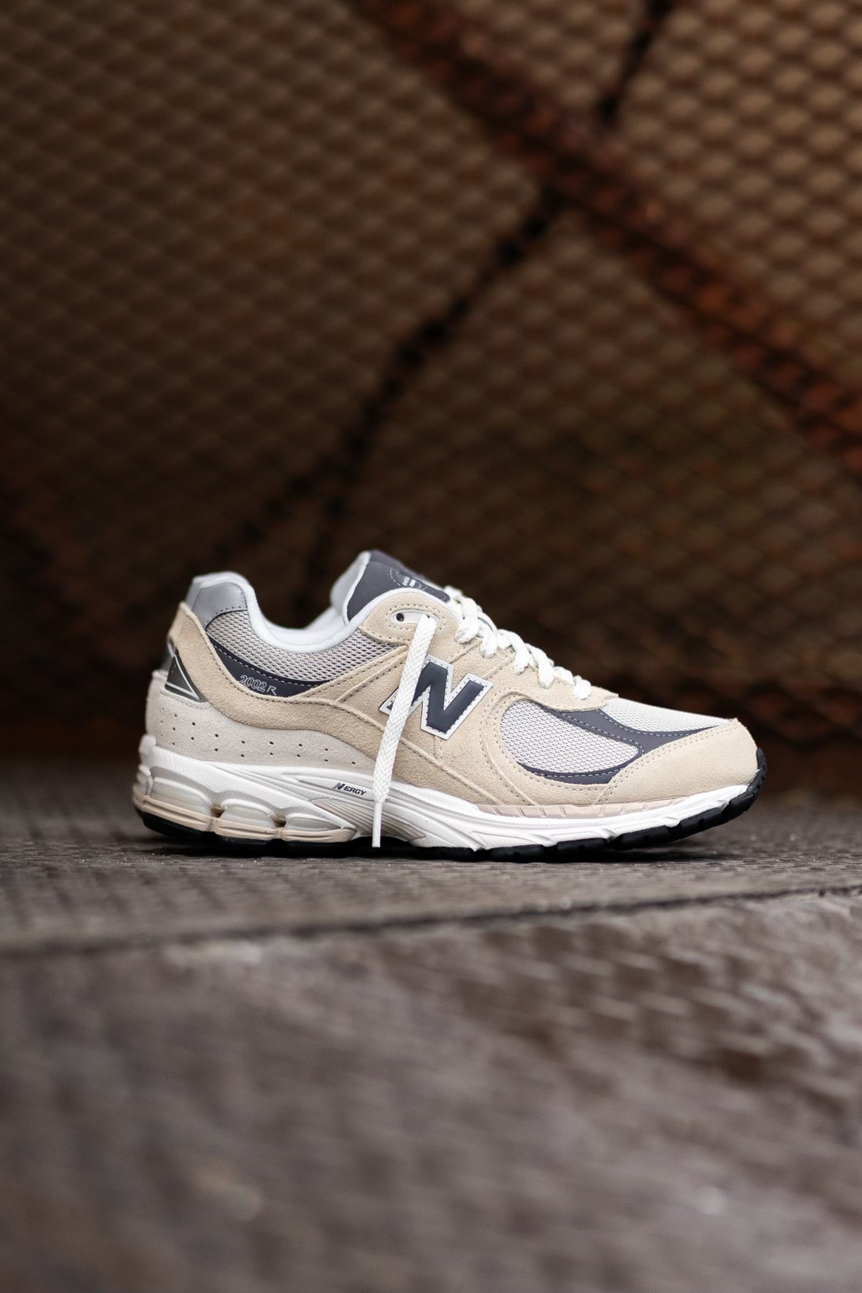 Mens New Balance 2002R (Sandstone Magnet) - M2002RFA