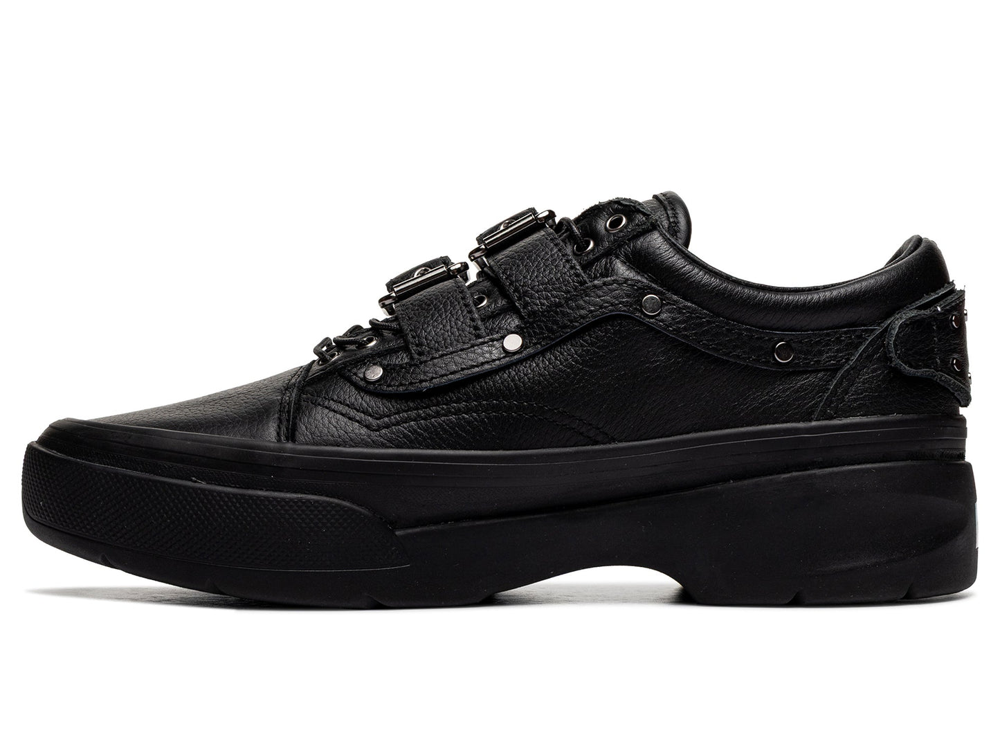 Vans LX Old Skool Buckle in Black