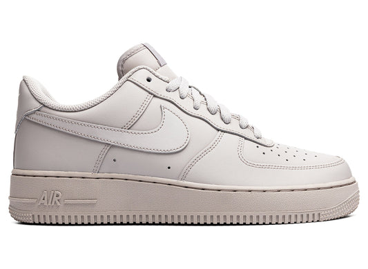 Nike Air Force 1 '07