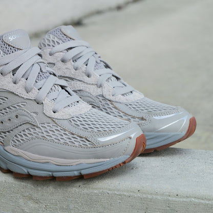 Mens Saucony ProGrid Omni 9 (Crafted Grey)