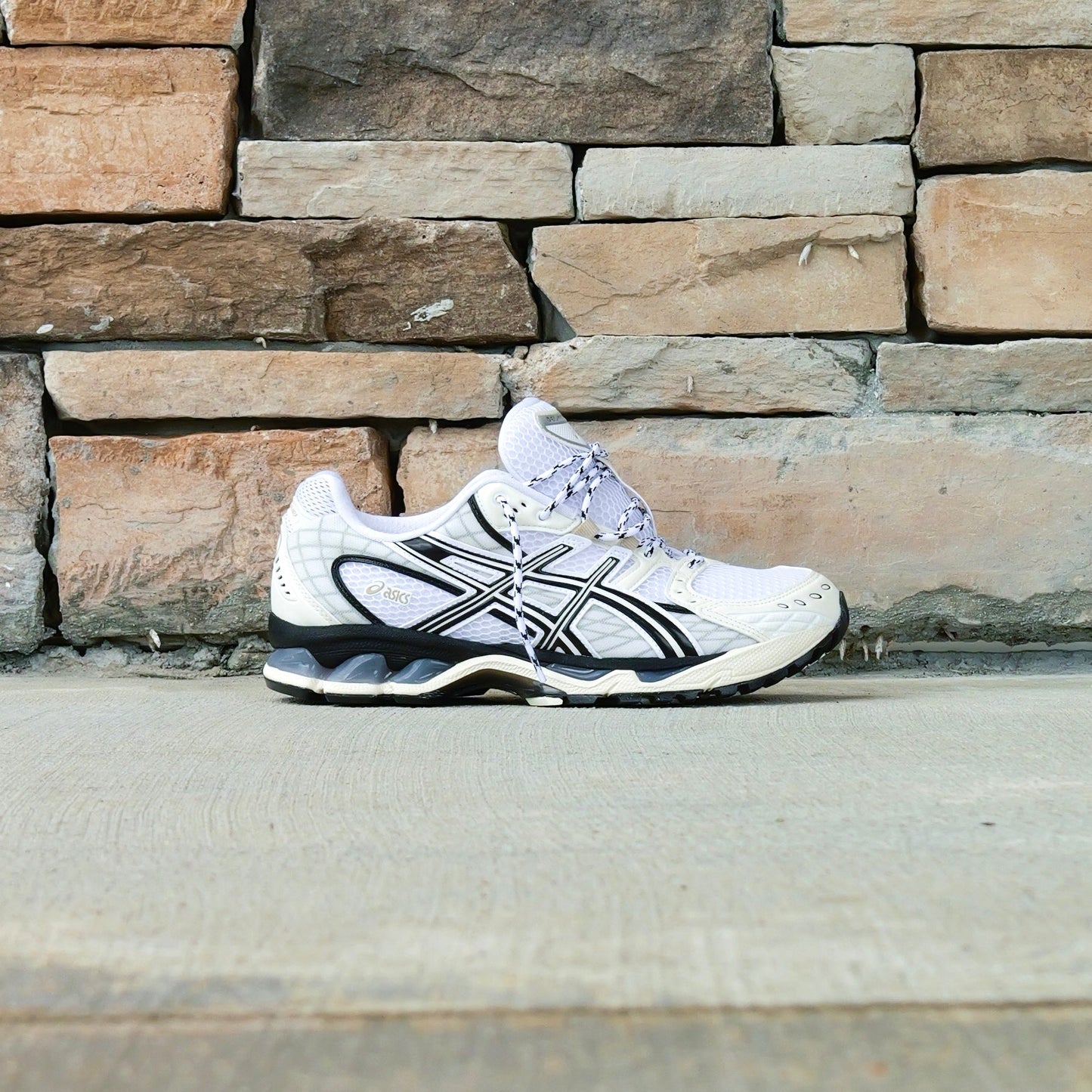 Mens Asics Gel-Nimbus 10.1 (White/Ivory)