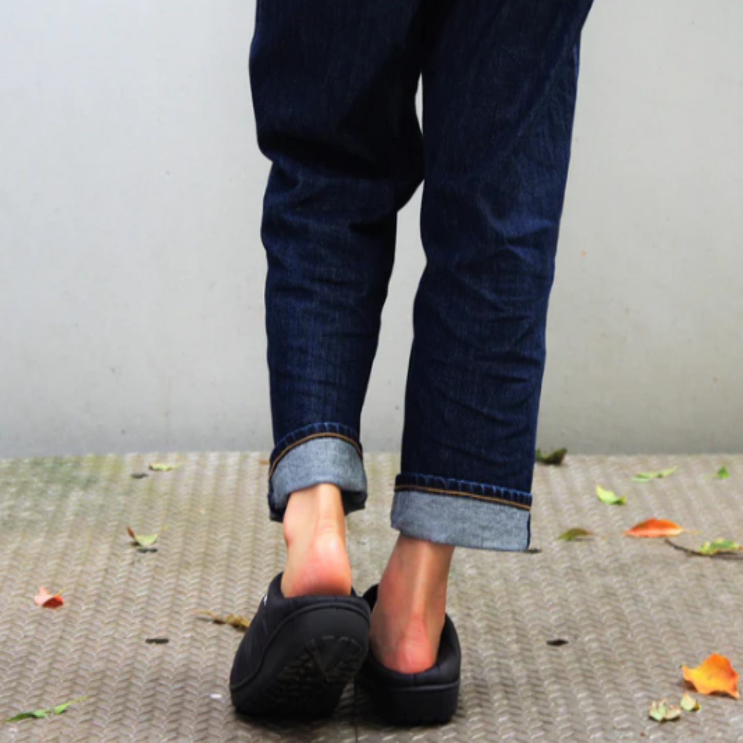 Men's SUBU Fall & Winter Slippers  "Black"
