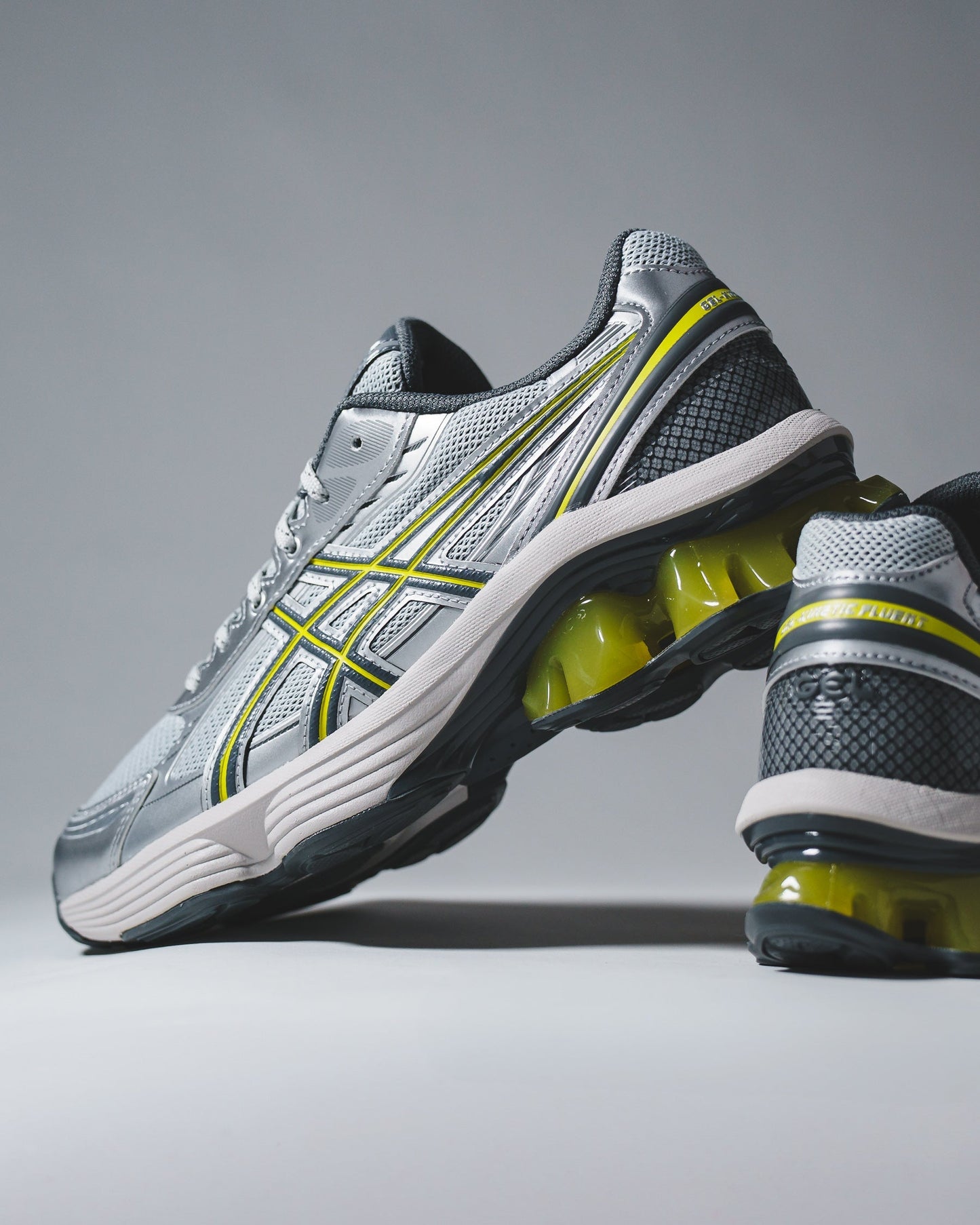 Asics Unisex Gel-Kinetic Fluent Glacier Grey Steel Grey 1203A591-020