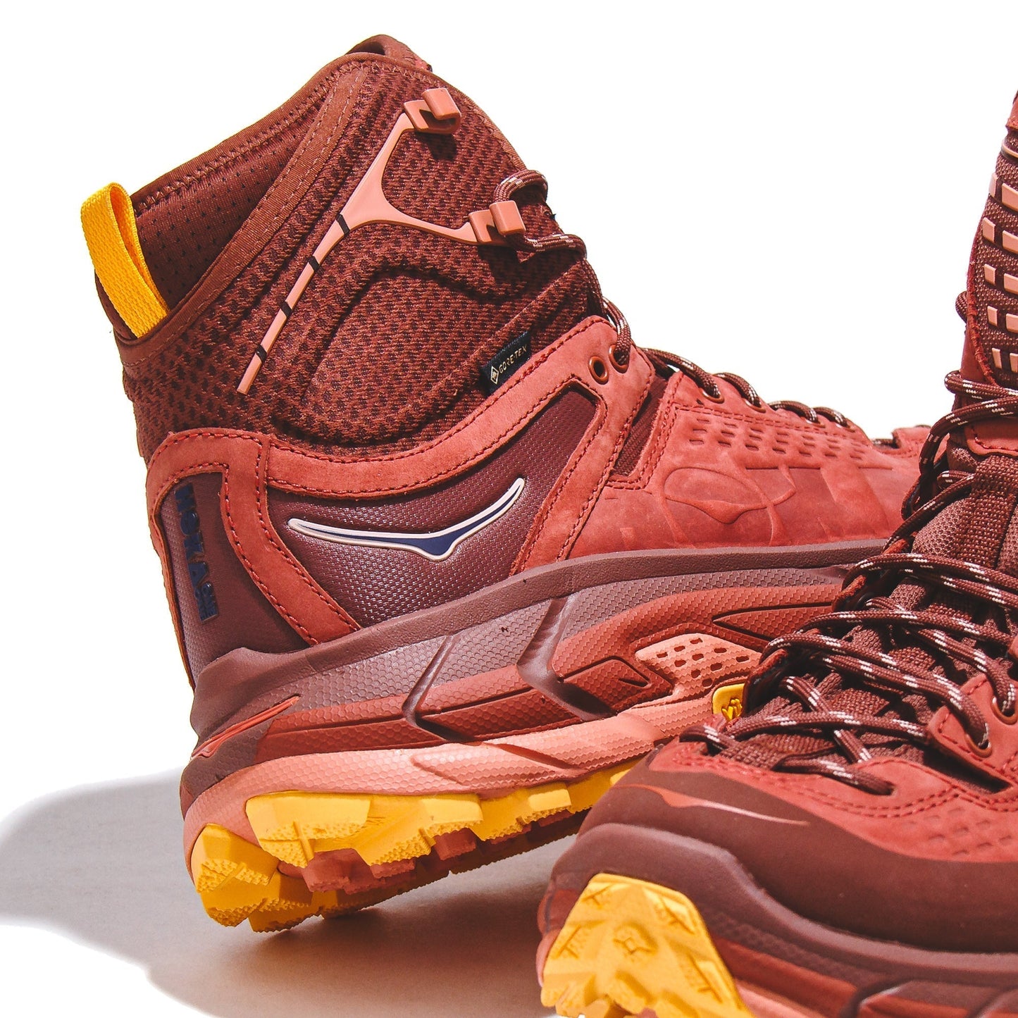 Hoka One One Men Tor Ultra Hi Gore-Tex Spice Hot Sauce Core 1129958-SHSC