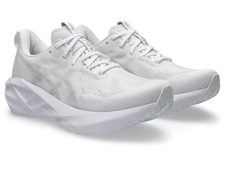 Asics | Novablast 5 | Men's | White/Piedmont Grey