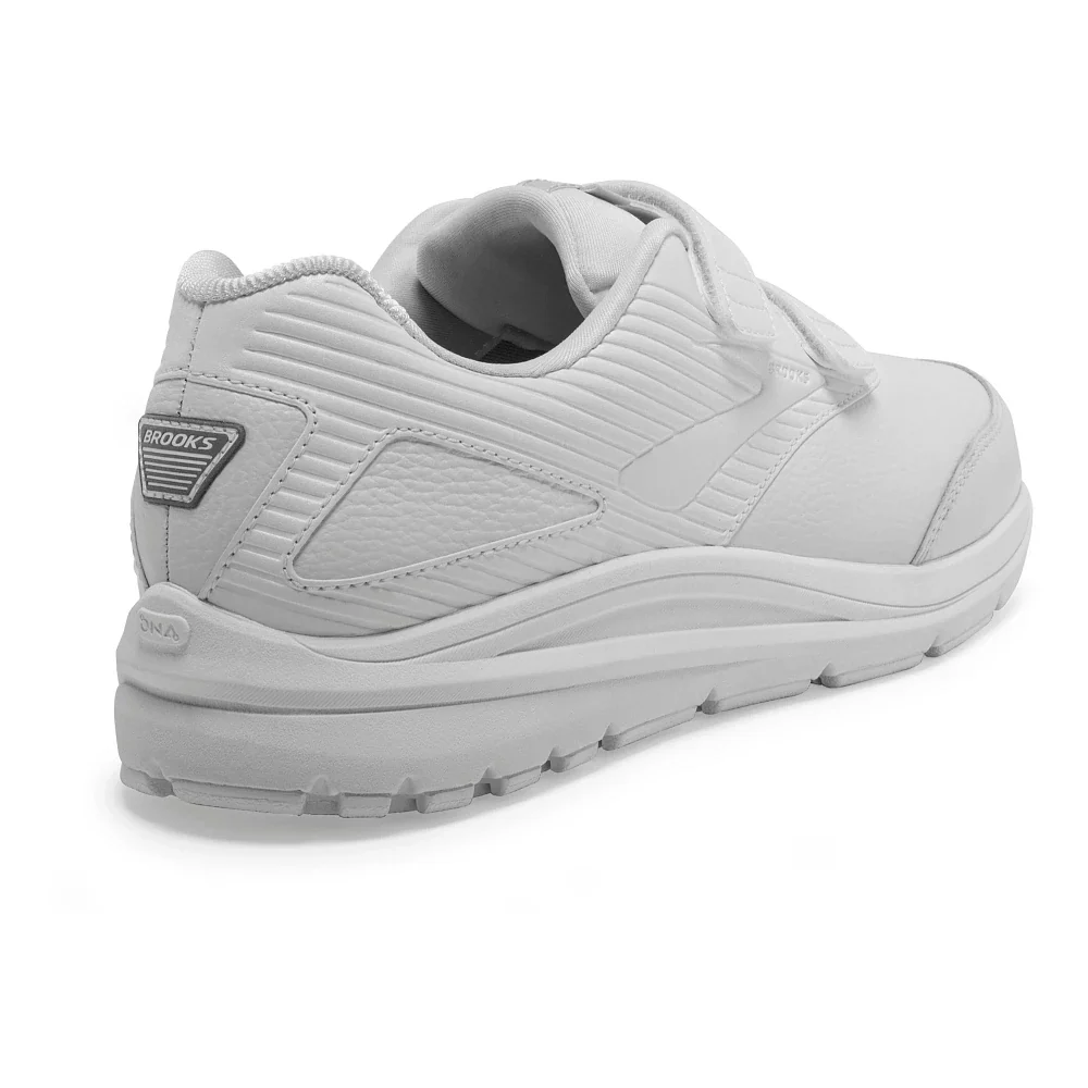 Brooks | Addiction Walker V-Strap 2 | Men's | White/White