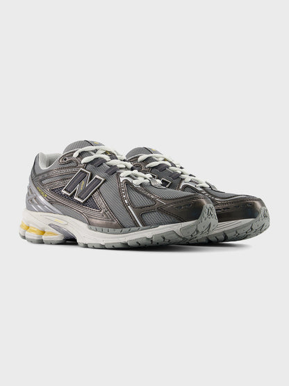New Balance 1906 Sneakers | Dark Silver Metallic