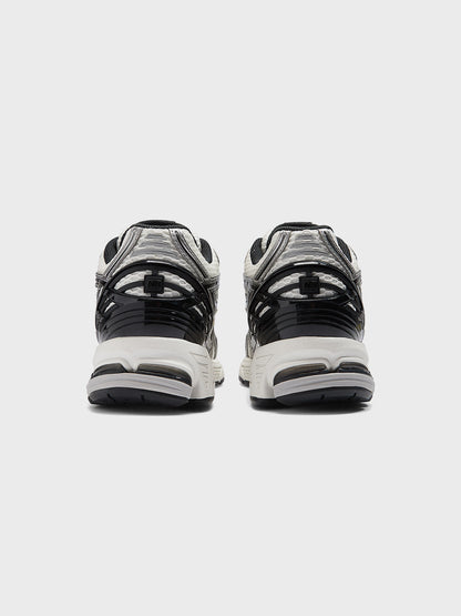 New Balance 1906 Sneakers | Silver Metallic/Black
