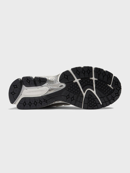 New Balance 1906 Sneakers | Silver Metallic/Black