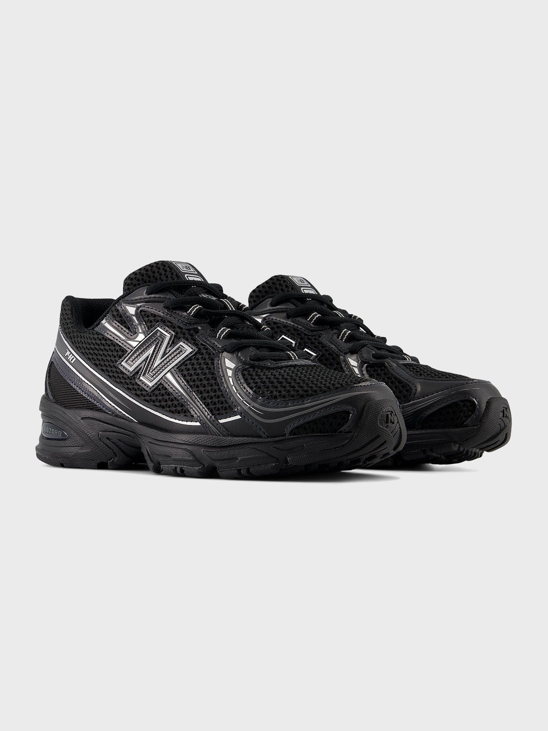 New Balance 740 Sneakers | Black/Silver Metallic