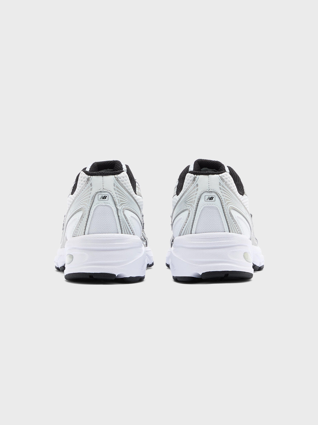New Balance 740 Sneakers | Silver Metallic/Black