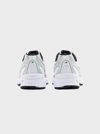 New Balance 740 Sneakers | Silver Metallic/Black
