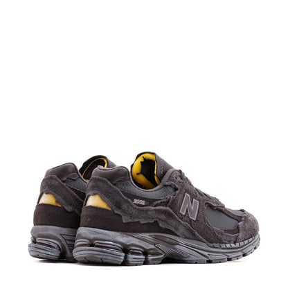 New Balance Men 2002R Phantom M2002RDB