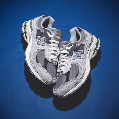 New Balance Men 2002R Rain Cloud M2002RDA