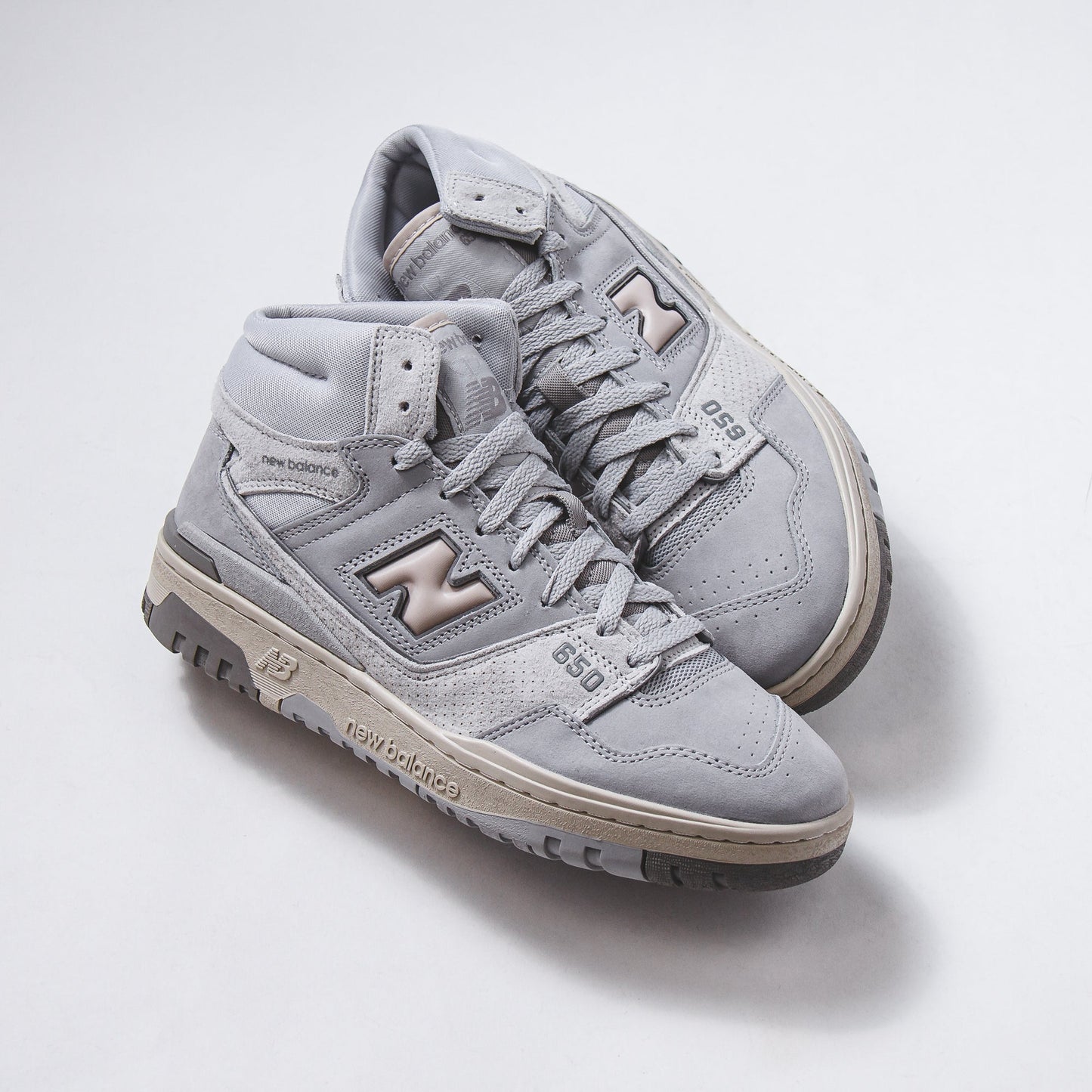 New Balance Men 650 Light Aluminum BB650RGG