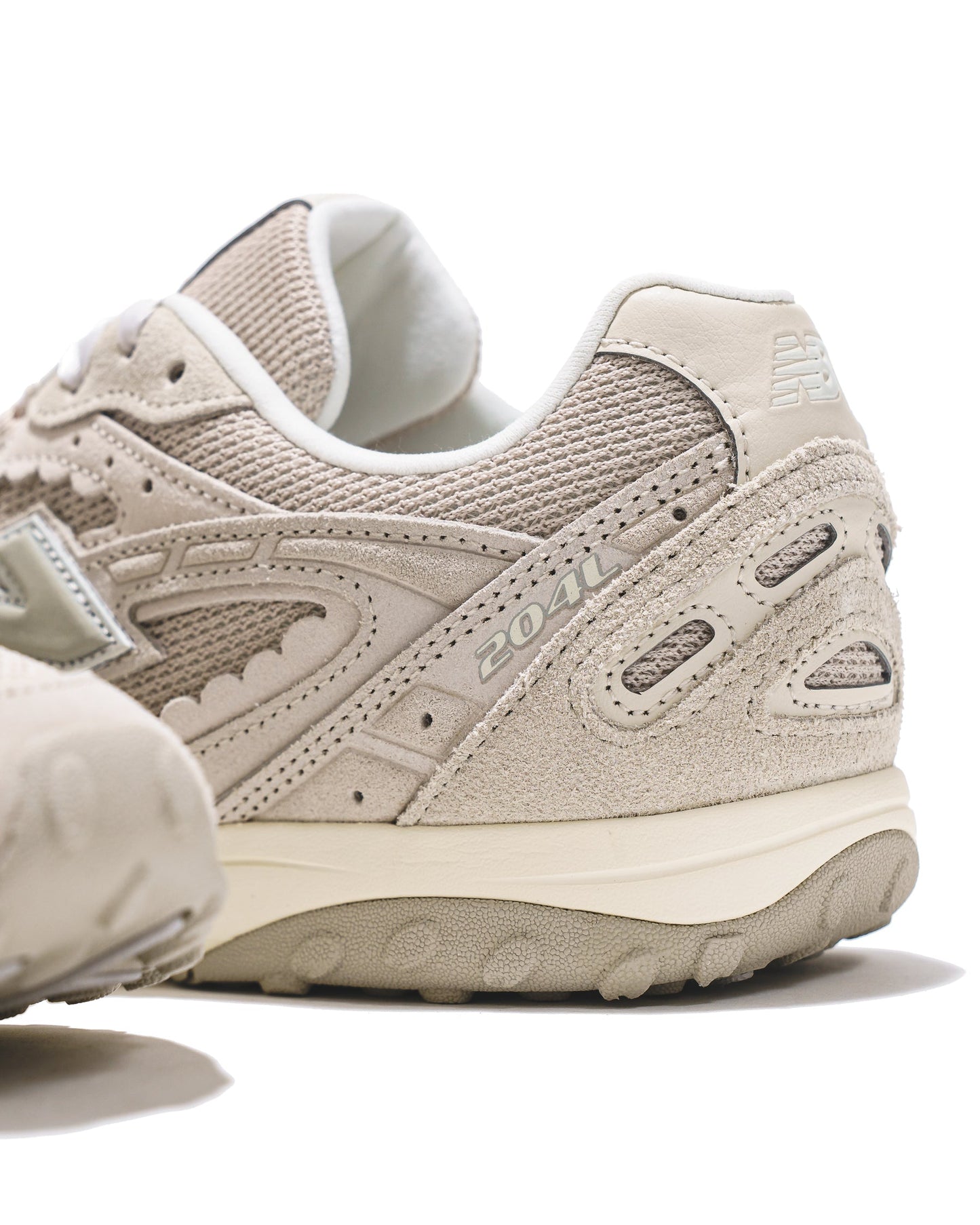 New Balance Unisex 204L Sea Salt Linen U204L2SZ