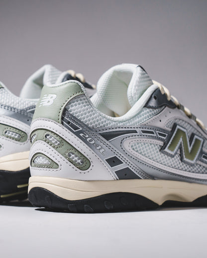 New Balance Unisex 204L Silver Metallic Garter Snake U204LSWB