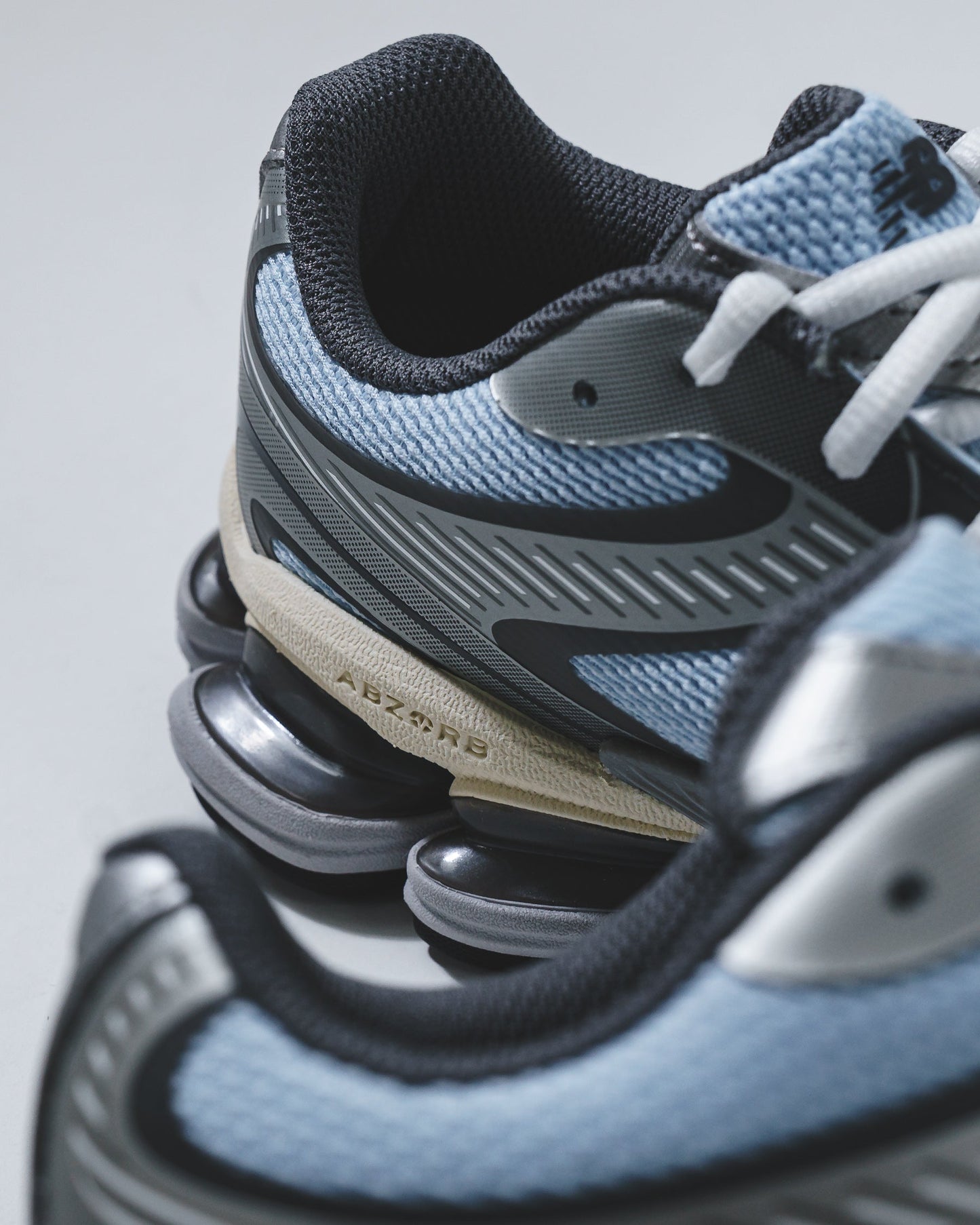 New Balance Unisex Abzorb 2000 Light Chrome Blue Silver Metallic U2000BA
