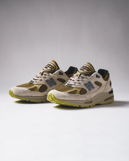 New Balance Unisex Made in UK 991v2 Neo Synthesis Silver Birch U991PW2