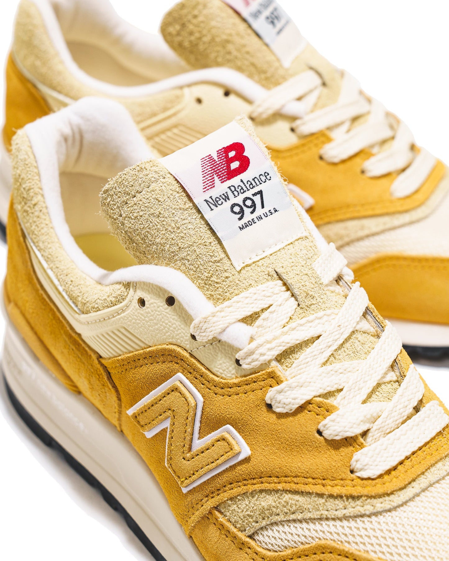 New Balance Unisex Made in USA 997 Dried Apricot U997AC