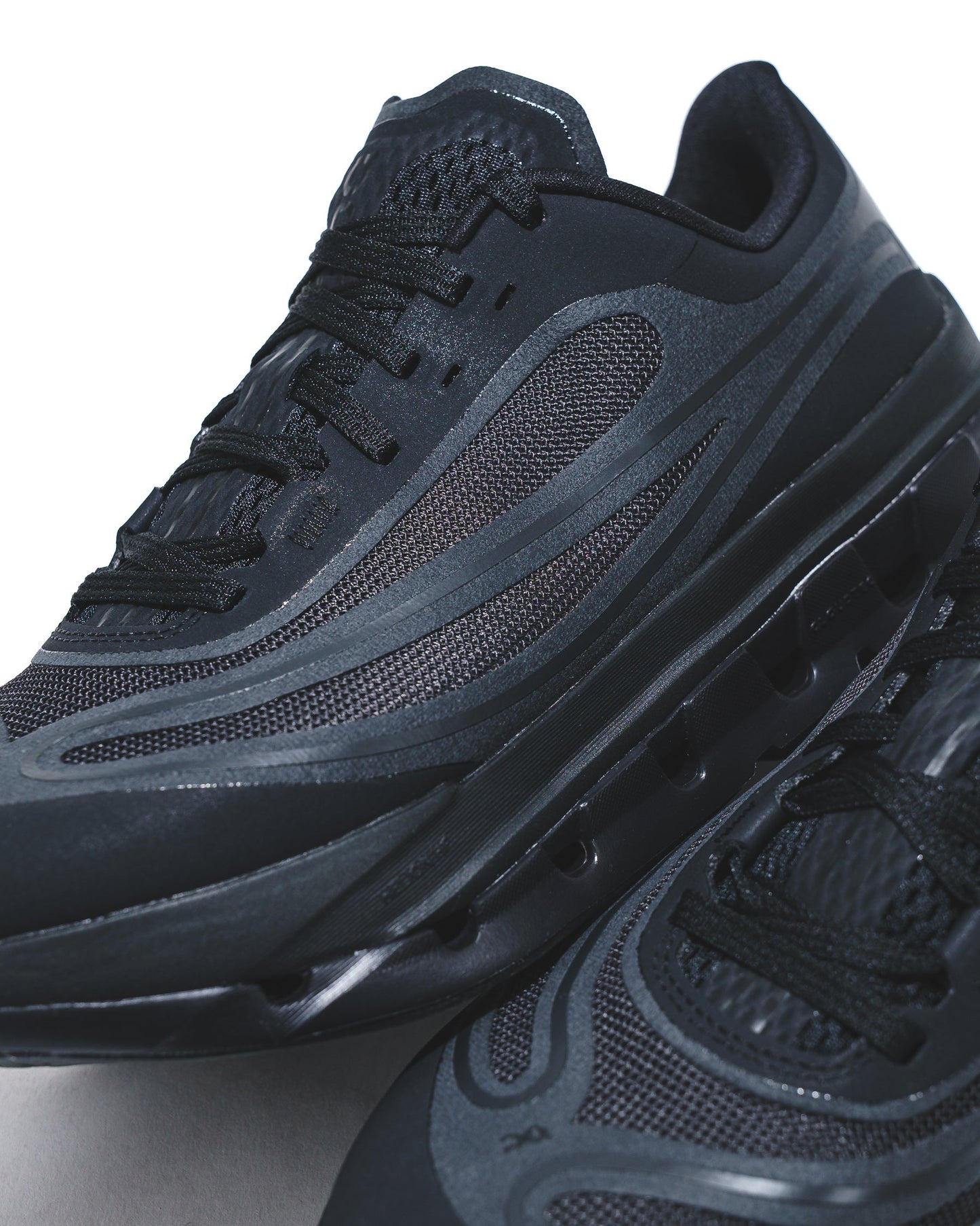 ON Men Cloudflow 5 AD Black Magnet 3MF30700761