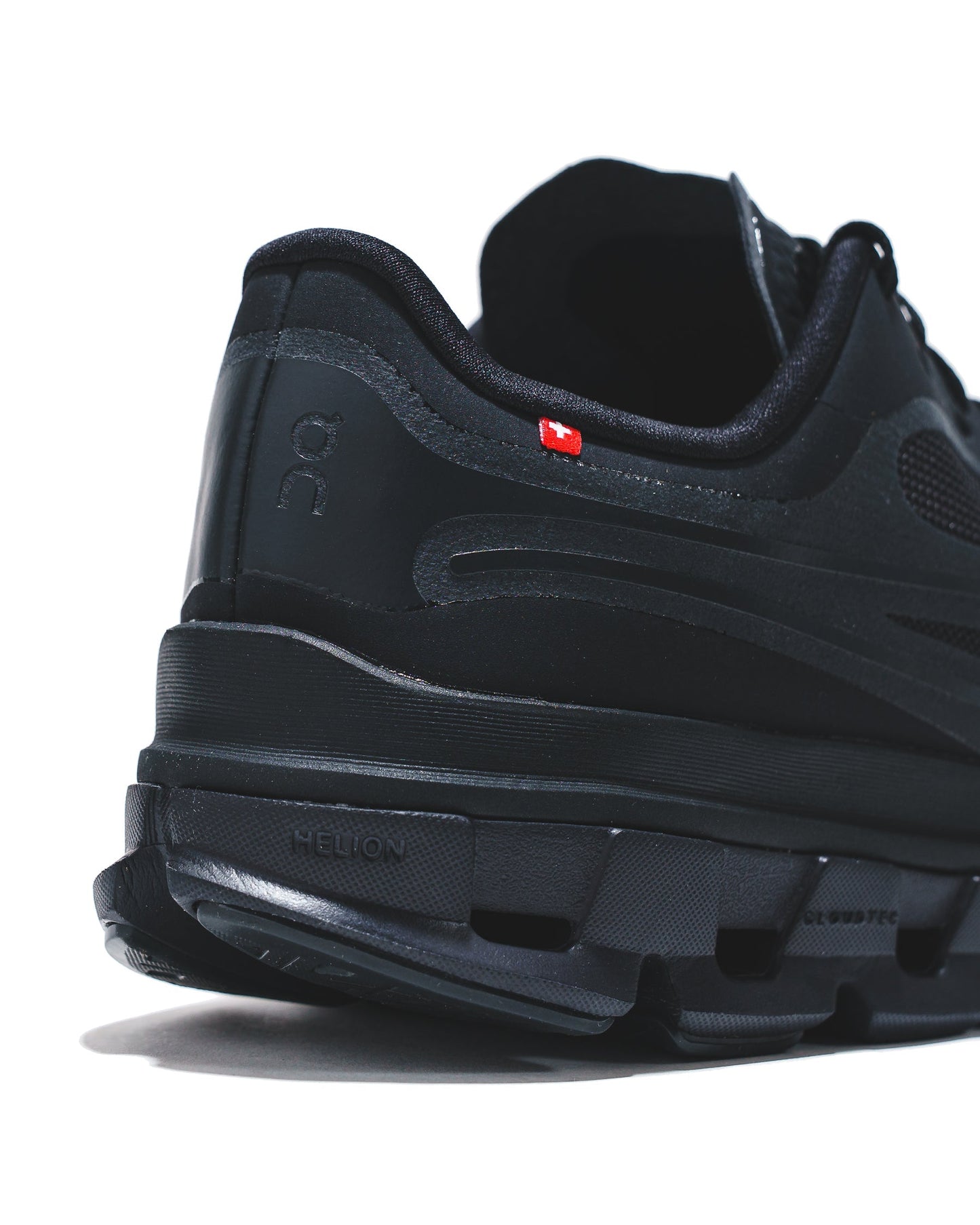 ON Men Cloudflow 5 AD Black Magnet 3MF30700761