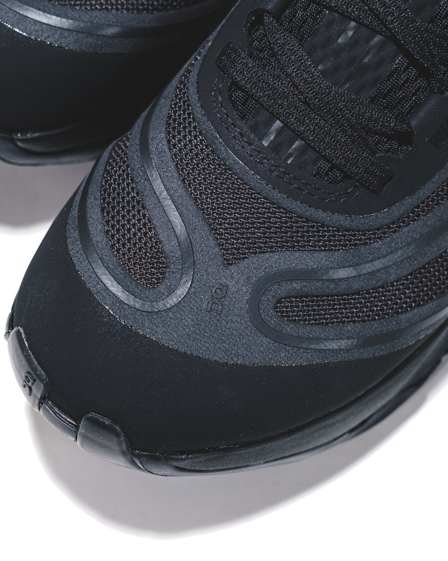ON Men Cloudflow 5 AD Black Magnet 3MF30700761