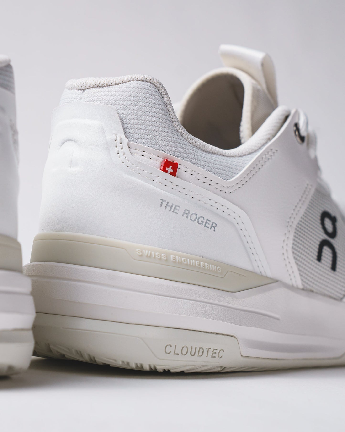 ON Men THE ROGER Clubhouse Pro White Ice 3MD30030202