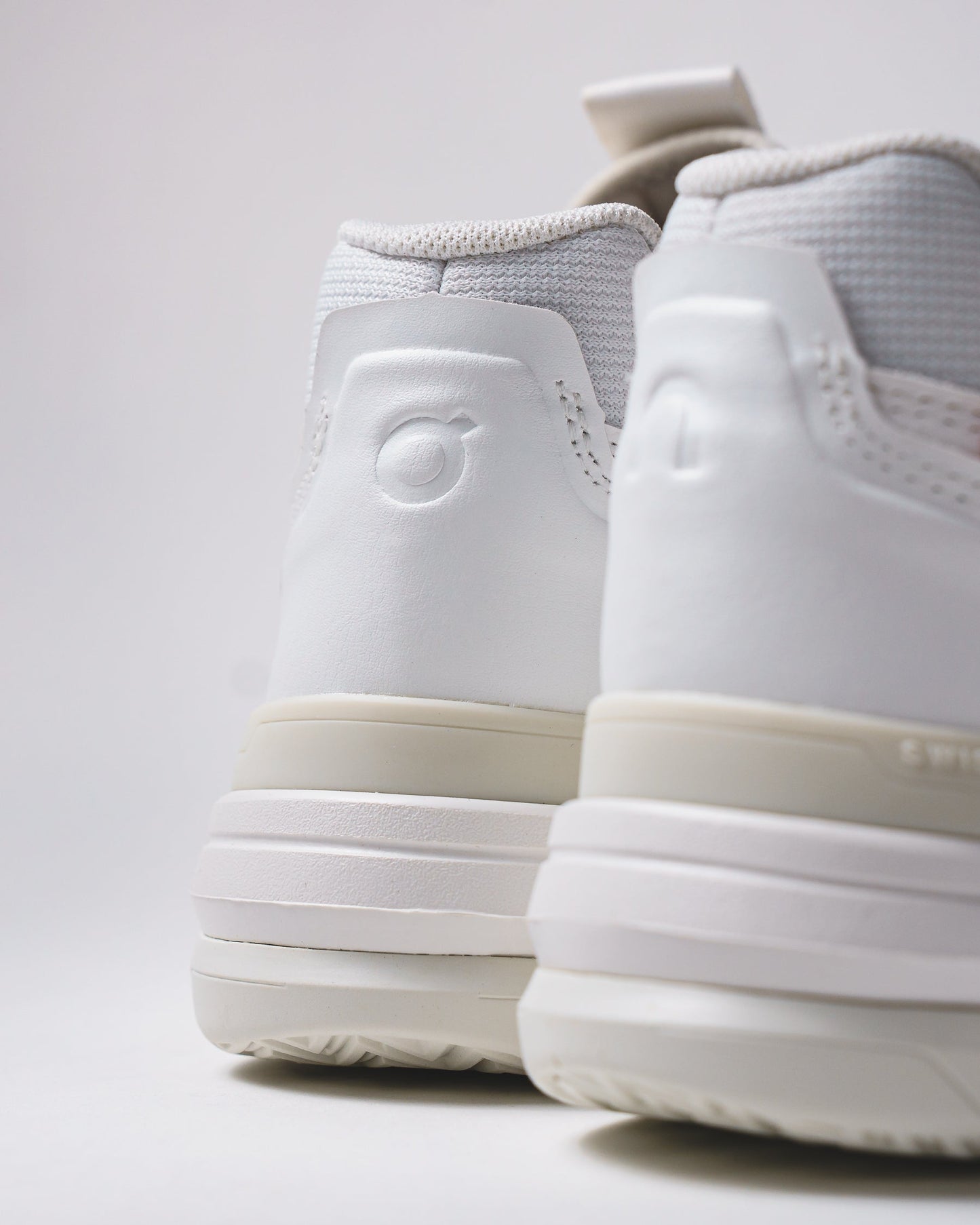 ON Men THE ROGER Clubhouse Pro White Ice 3MD30030202