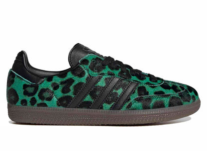 Women's Adidas Samba OG in Semi Scream Green / Core Black