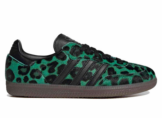 Women's Adidas Samba OG in Semi Scream Green / Core Black